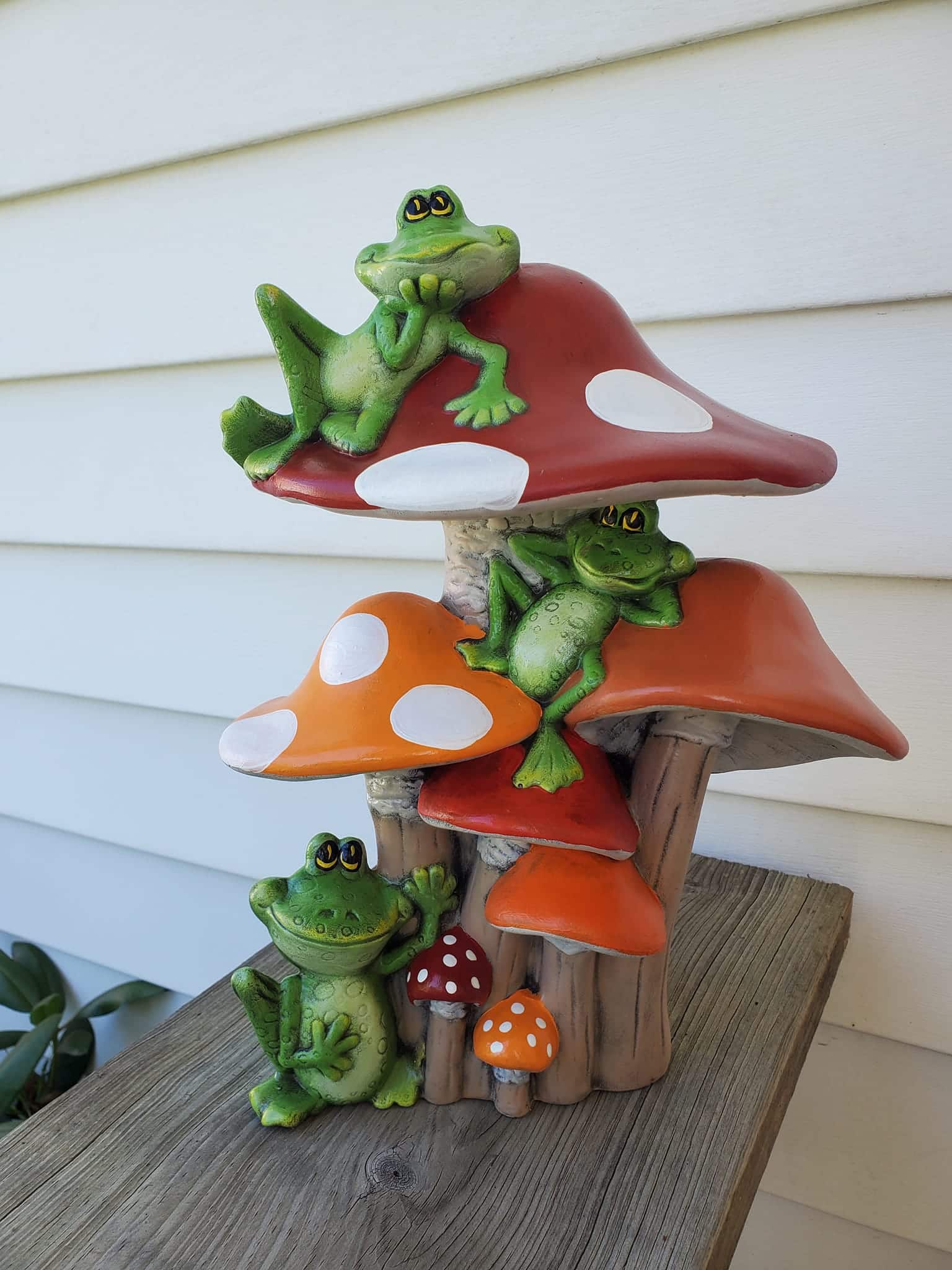 Frogs and mushrooms at Gloria's Ceramics & Gift Shop.